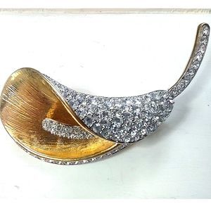 Mark Zunino for Nolan Miller Calla Lily Rhinestone Pin Brooch Signed